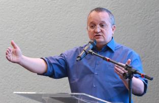 pedro taques