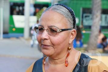 Enquete / VLT / Volta ou N&atilde;o Volta / Veiculo Leve Sobre Trilhos / Carmem Lucia de Souza