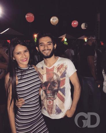 Casal empreende para realizar sonho de se casar