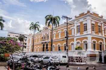 Biblioteca Estevão de Mendonça
