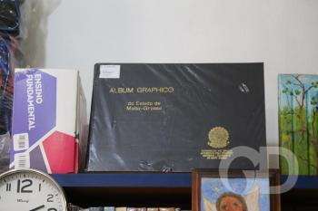 Sebo / Sebo de Cds Vinis e Livros / Sebo e Cia / Bazar do Livro
