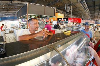 Mercado do Porto / Compras / peixes / semana Santa /  / Odil Xavier