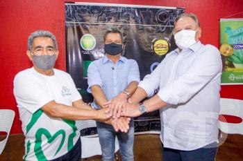 Assinatura de contrato Troco Solidário