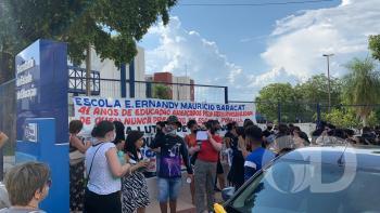 Ato Sintep na Seduc contra fechamento de escolas