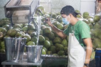 água de coco drive thru