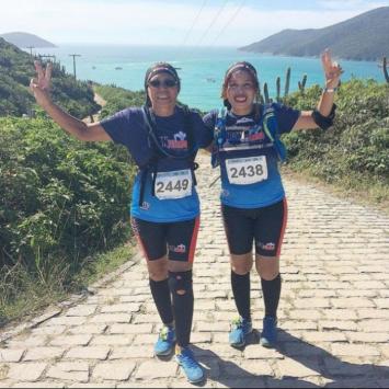 Eliane Cristina e a m&atilde;e 