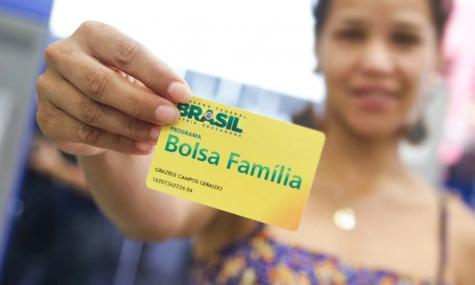 Novo Bolsa Família libera 30% do benefício para pagar crédito consignado - Vimarsana News