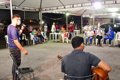 Música ao vivo encerra semana de hora estendida na vacinação em Cuiabá - Vimarsana News