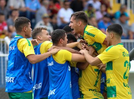 AssCcom Dourado