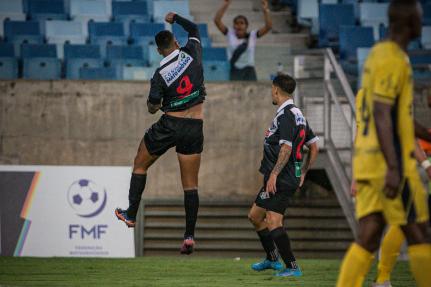 Gil Gomes