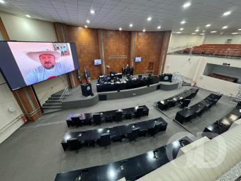 plenario vazio assembleia