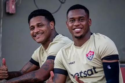  Victor Ferreira / EC Vitória
