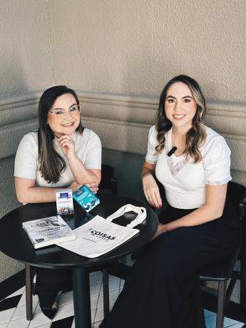 psic&oacute;logas Adriana Ogawa e Juliana Felippin 