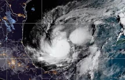 Reprodução/Centro Nacional de Furacões dos EUA