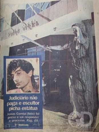 Jonas Correa neto escultura estátuta fórum deusa themis