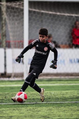 Goleiro João Miguel