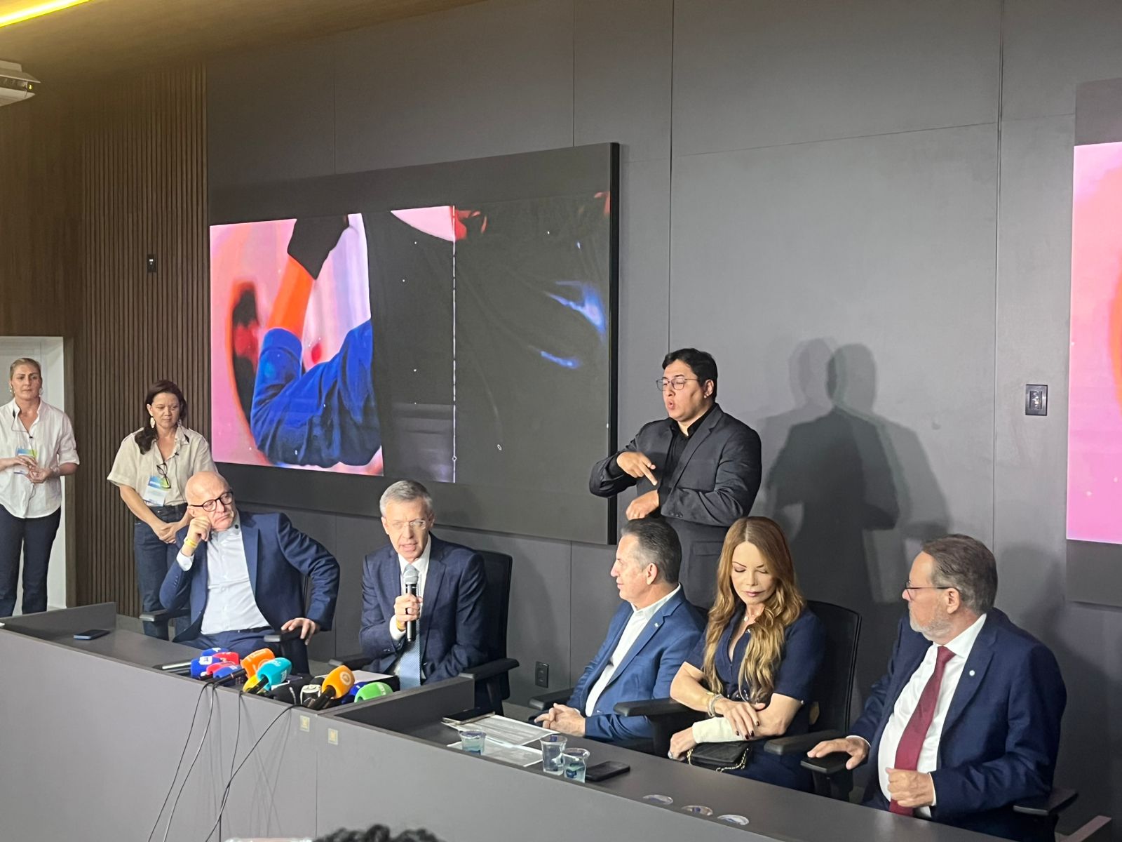 coletiva inaugura&ccedil;ao hospital central