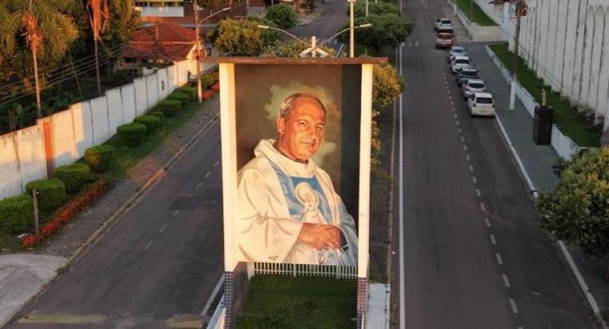 Reprodução/@beatonazarenolanciotti
