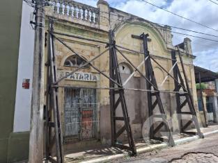 sapataria abandonada centro hist&oacute;rico