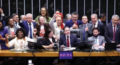 © Bruno Spada/Agência Câmara
