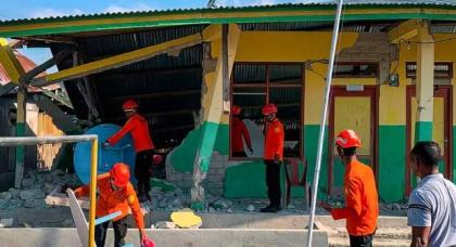 HANDOUT / INDONESIA’S NATIONAL SEARCH AND RESCUE A